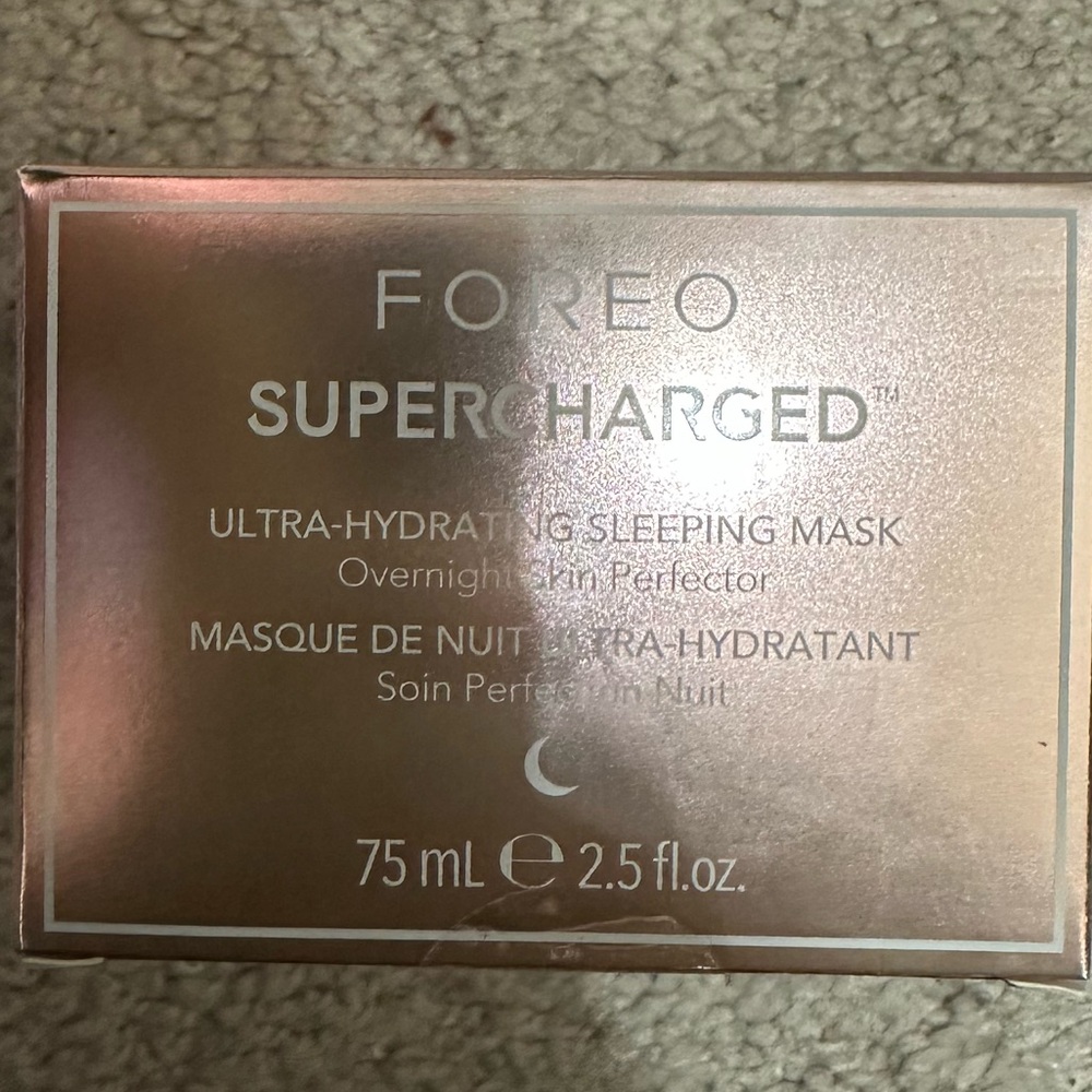 BNIB- Foreo SuperCharged Ultra Hydrating Sleep Mask